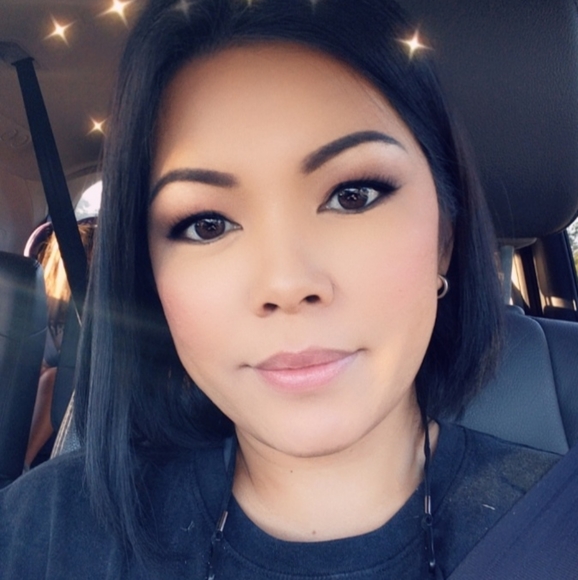 Meet your Posher, Annrian - Picture 1 of 1